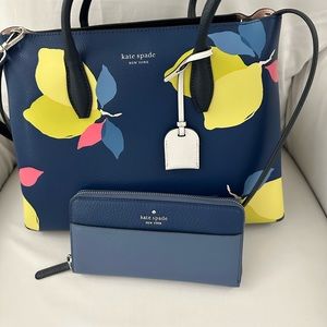 Kates spade new york purse and wallet excellent condition!
